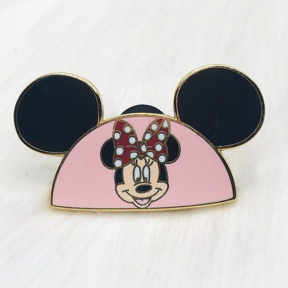 Disney | Jewelry | 525 Disney Character Ear Hats Minnie Mouse Pin ...